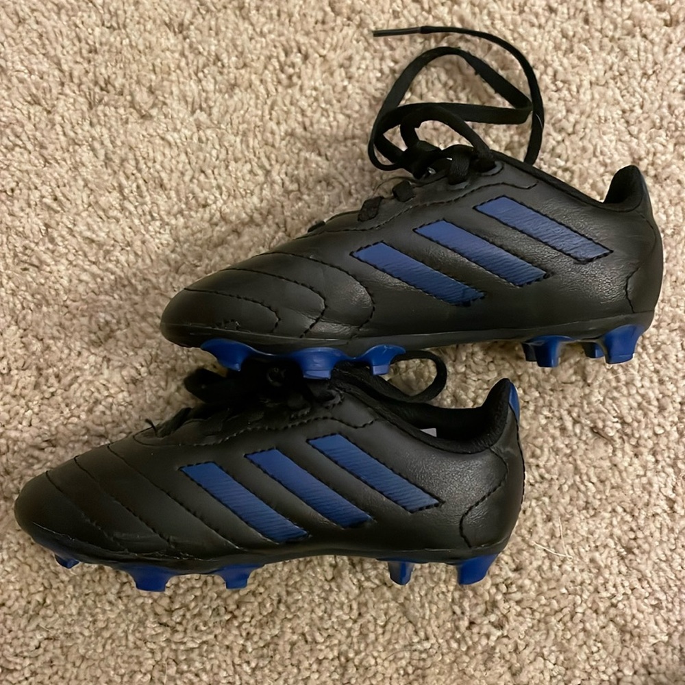 Adidas Kids Soccer Cleats – Size 11K (Black & Blue)